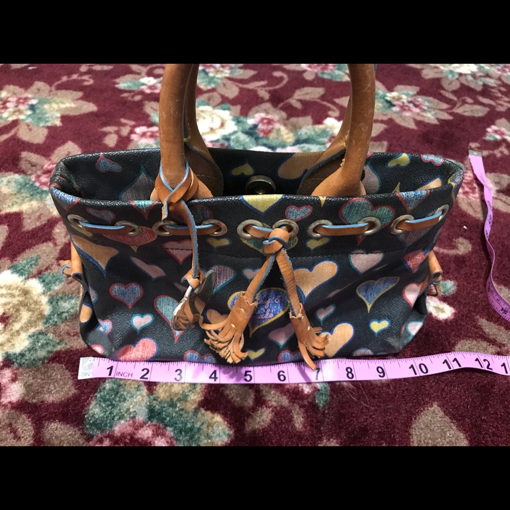 Dooney & Bourke